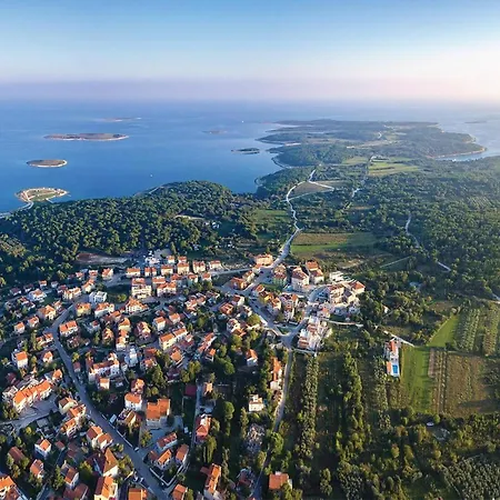 Appartement Premantura Iii *